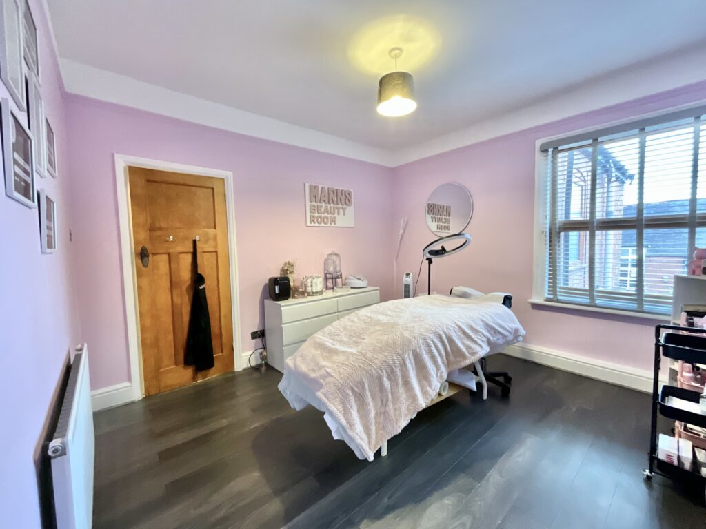 The Birches, Cheadle, ST10