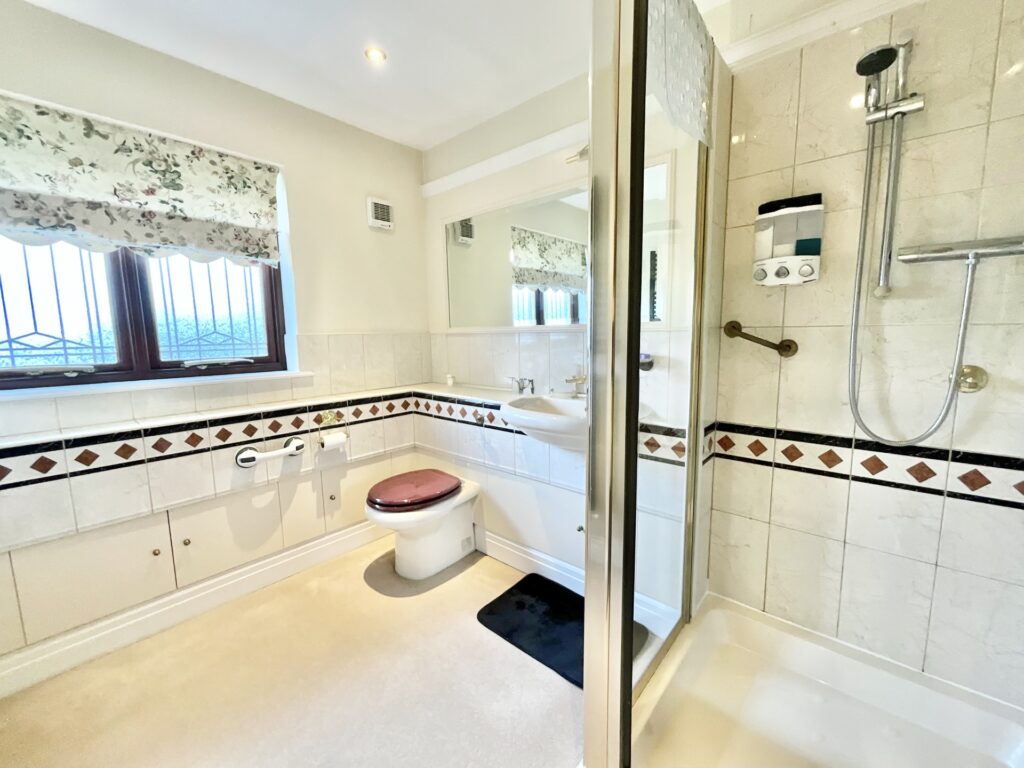 Highlows Lane, Yarnfield, ST15