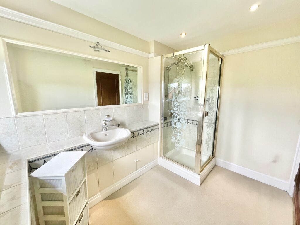 Highlows Lane, Yarnfield, ST15