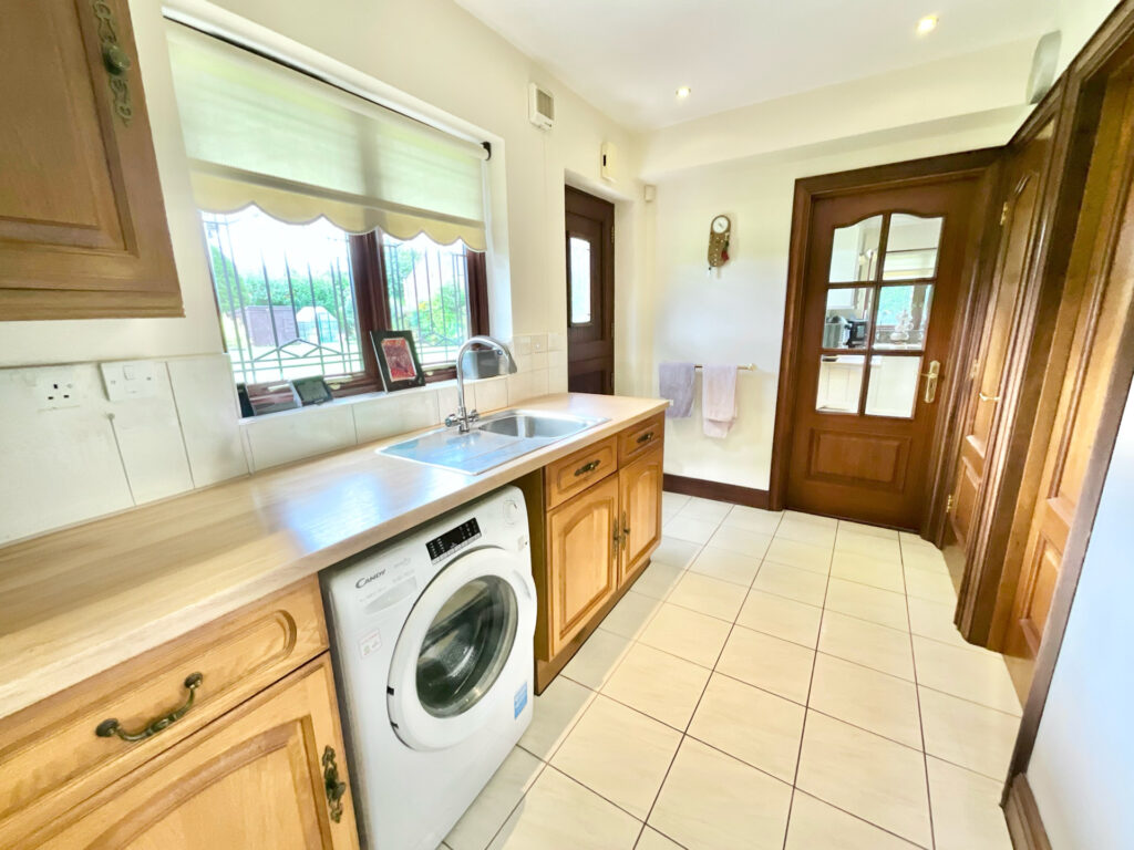 Highlows Lane, Yarnfield, ST15