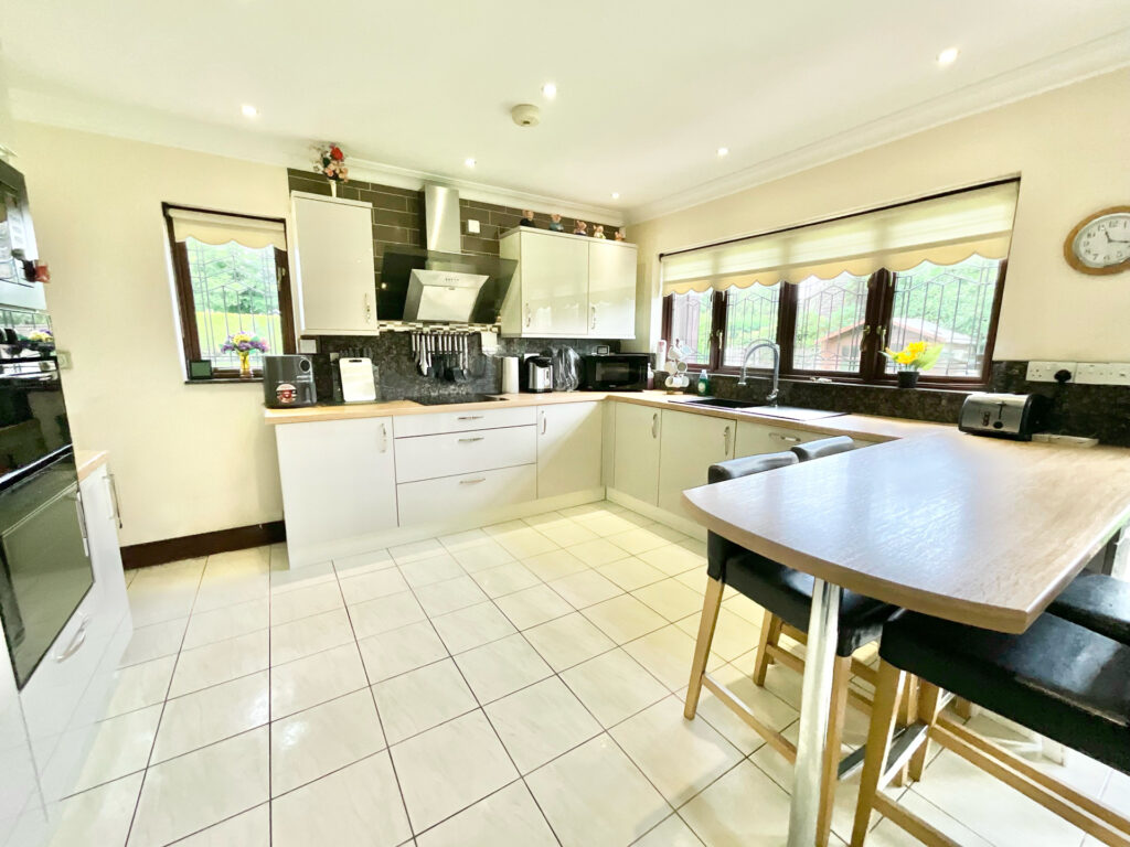 Highlows Lane, Yarnfield, ST15