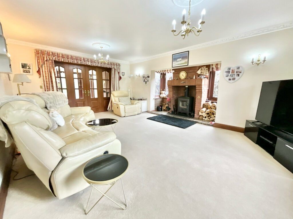Highlows Lane, Yarnfield, ST15