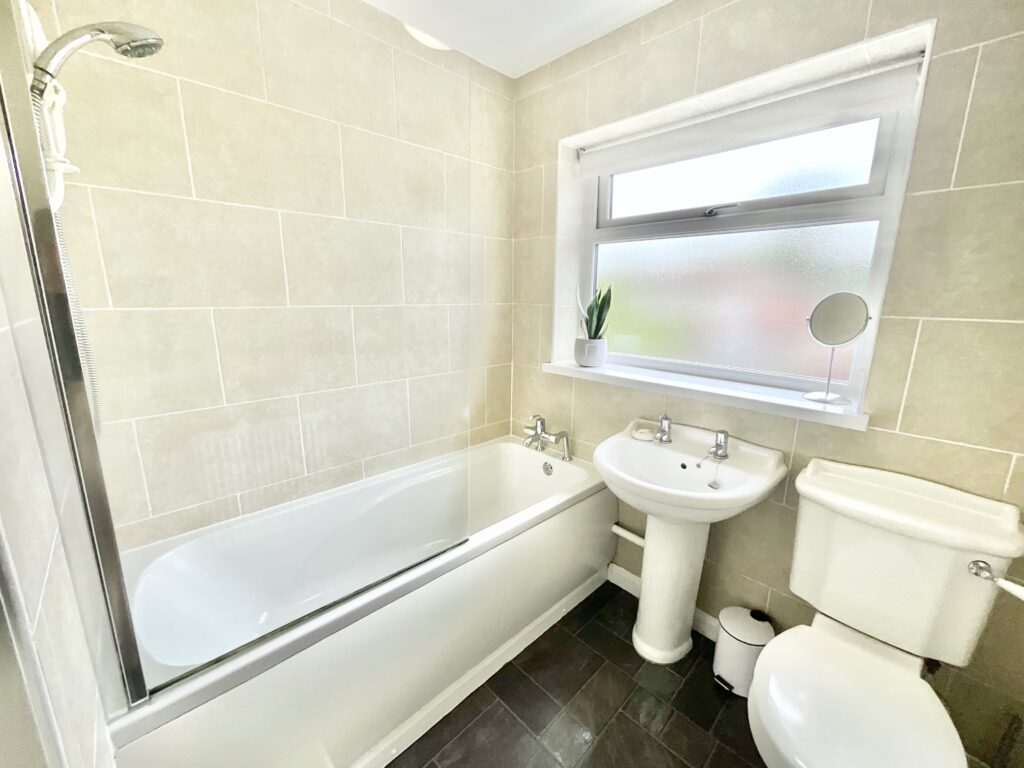 Scarratt Close, Forsbrook, ST11