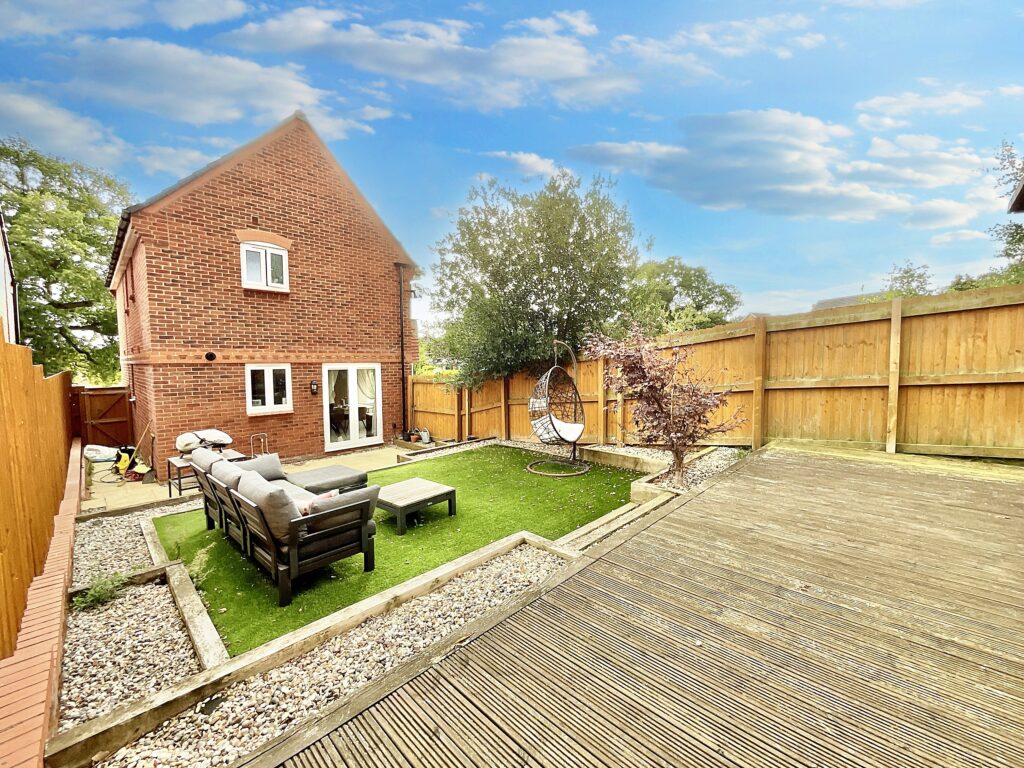 Saddler Grove, Eccleshall, ST21