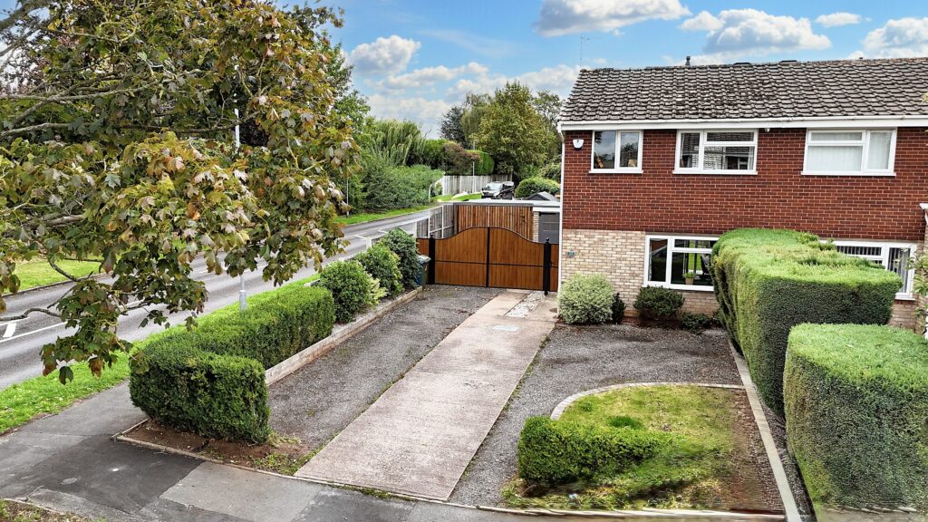 Caldervale Drive, Stafford, ST17