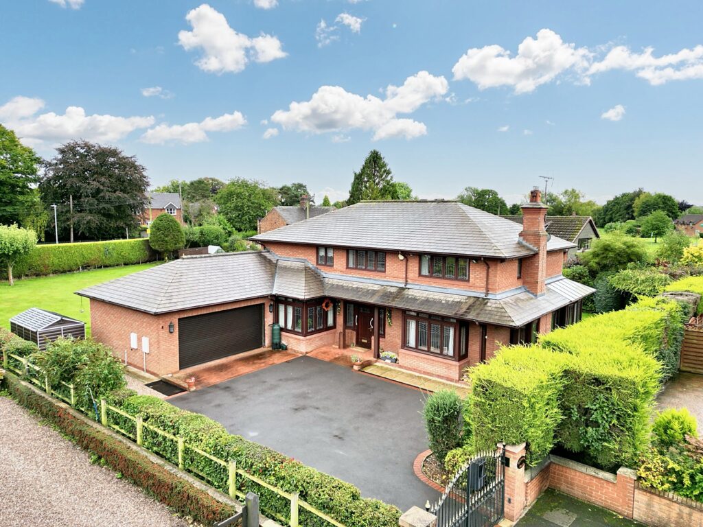 Highlows Lane, Yarnfield, ST15