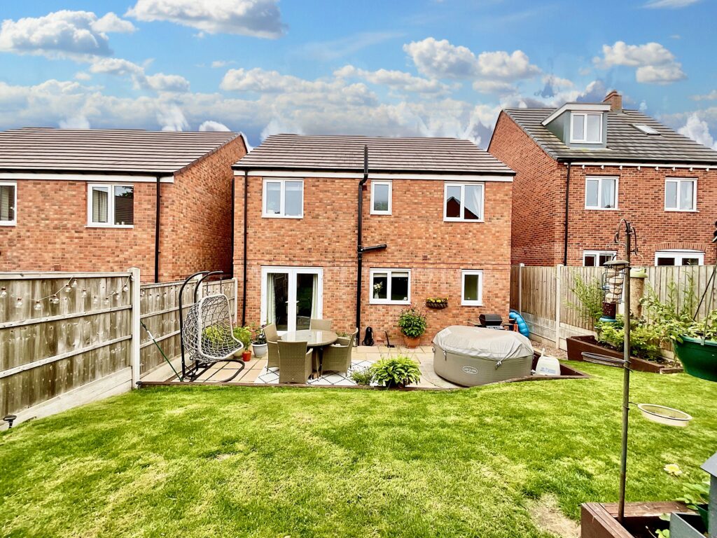 Parker-Jervis Place, Stone, ST15