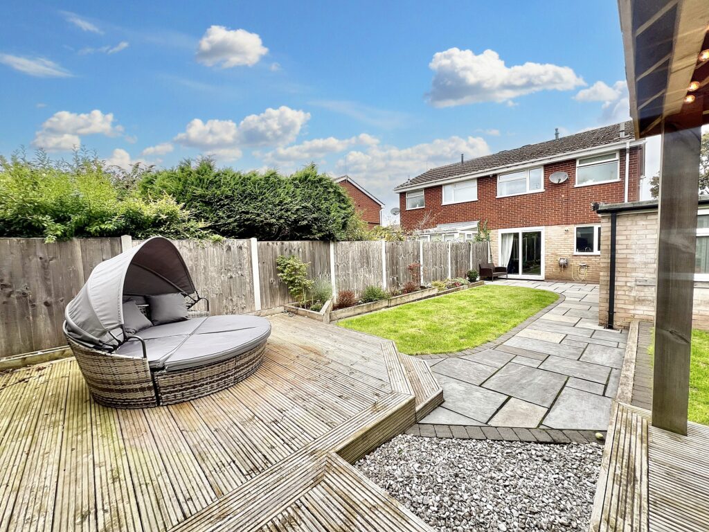 Caldervale Drive, Stafford, ST17