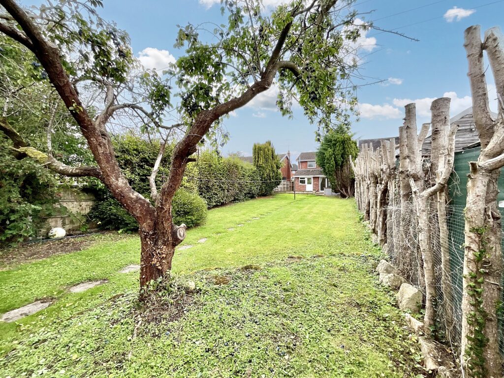 Cheadle Road, Tean, ST10