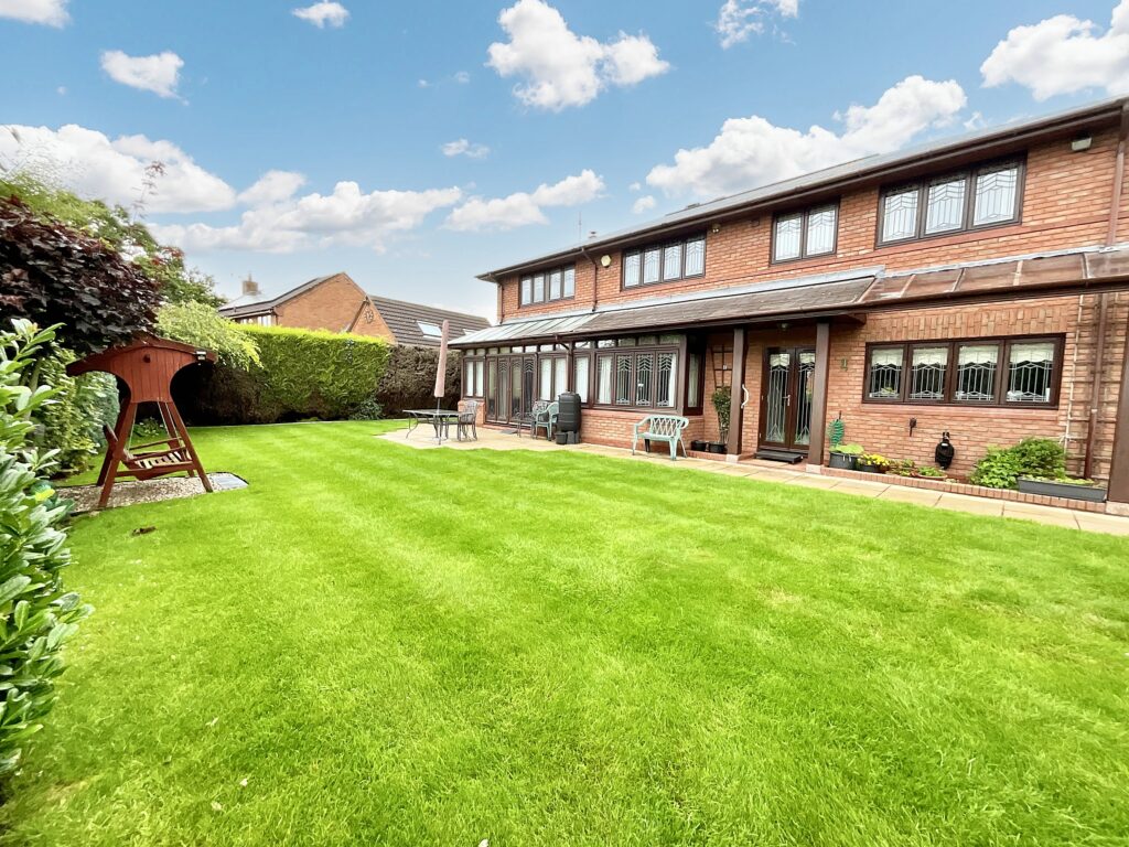 Highlows Lane, Yarnfield, ST15