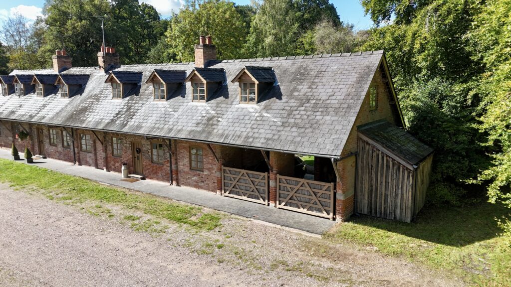 Shugborough, White Barn Farm, ST17