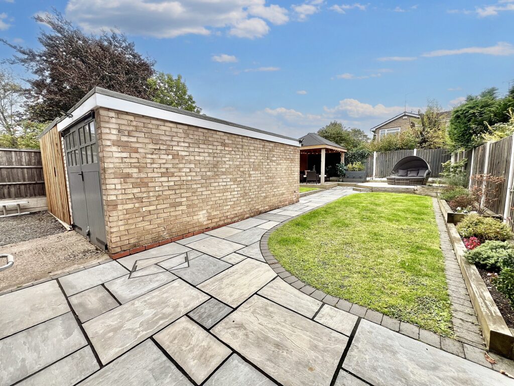 Caldervale Drive, Stafford, ST17