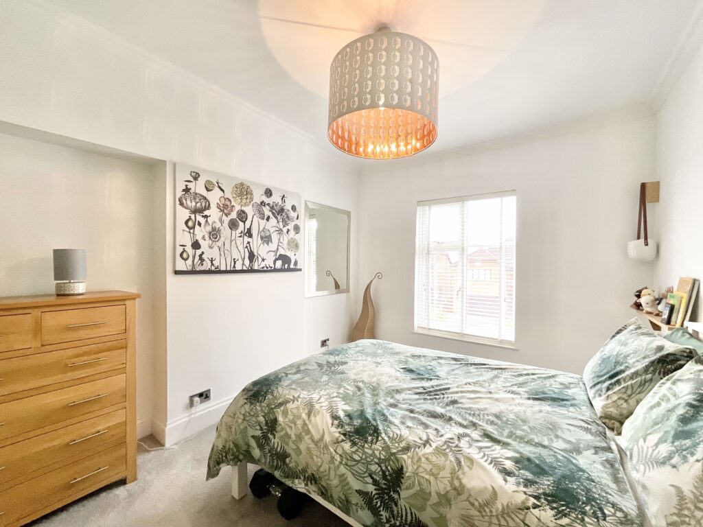 Main Road, Shavington, CW2