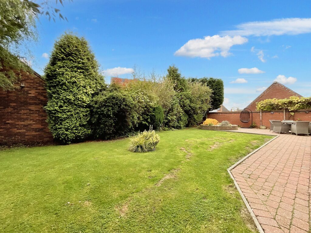 Barnes Croft, Hilderstone, ST15