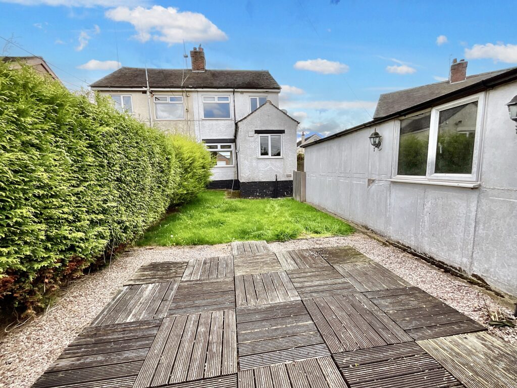 Stuart Avenue, Draycott, ST11