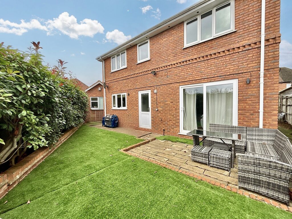 The Avenue, Blythe Bridge, ST11