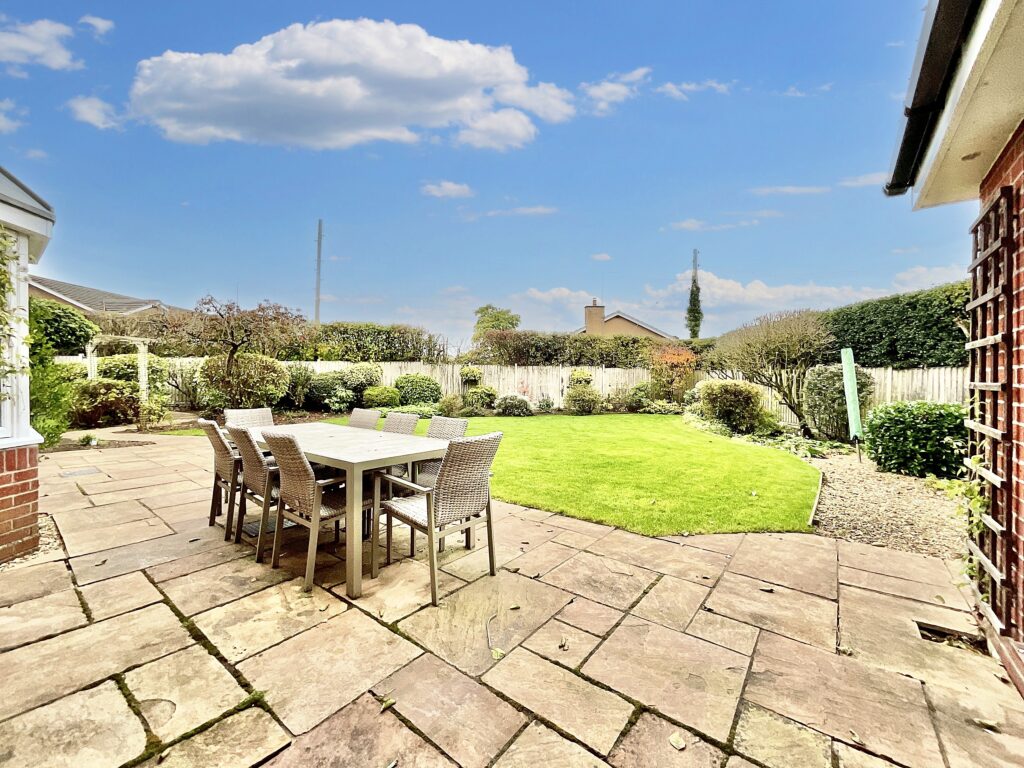 Swanholme Way, Baldwins Gate, ST5