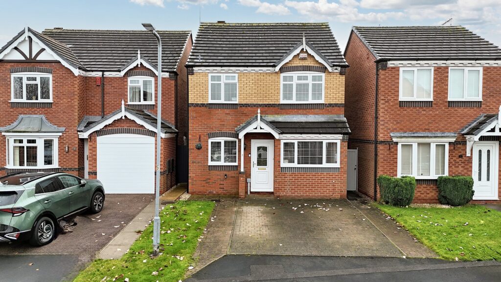 Castle Court, Stone, ST15