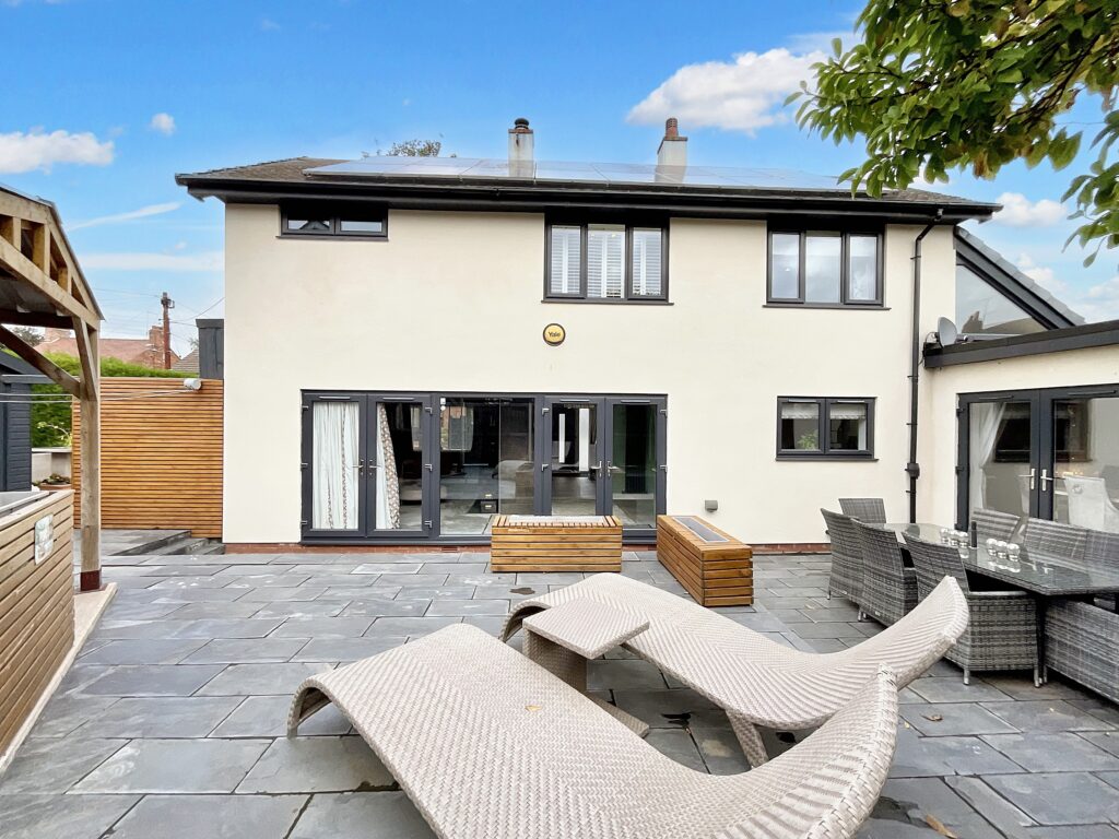 Clifford Grove, Haslington, CW1