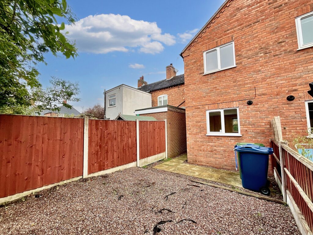 Tunley Street, Stone, ST15
