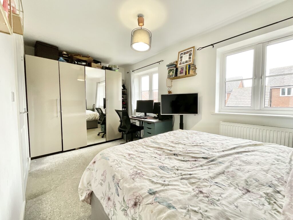 Gateway Avenue, Baldwins Gate, ST5