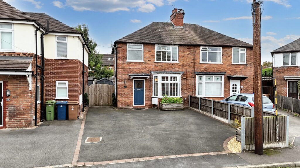 Longfield Avenue, Stone, ST15