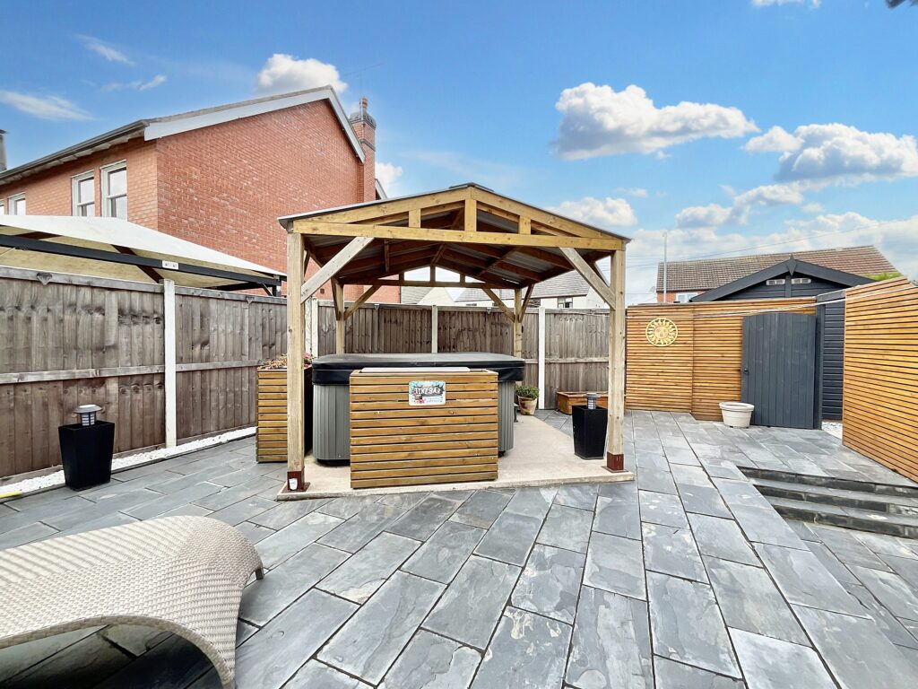 Clifford Grove, Haslington, CW1
