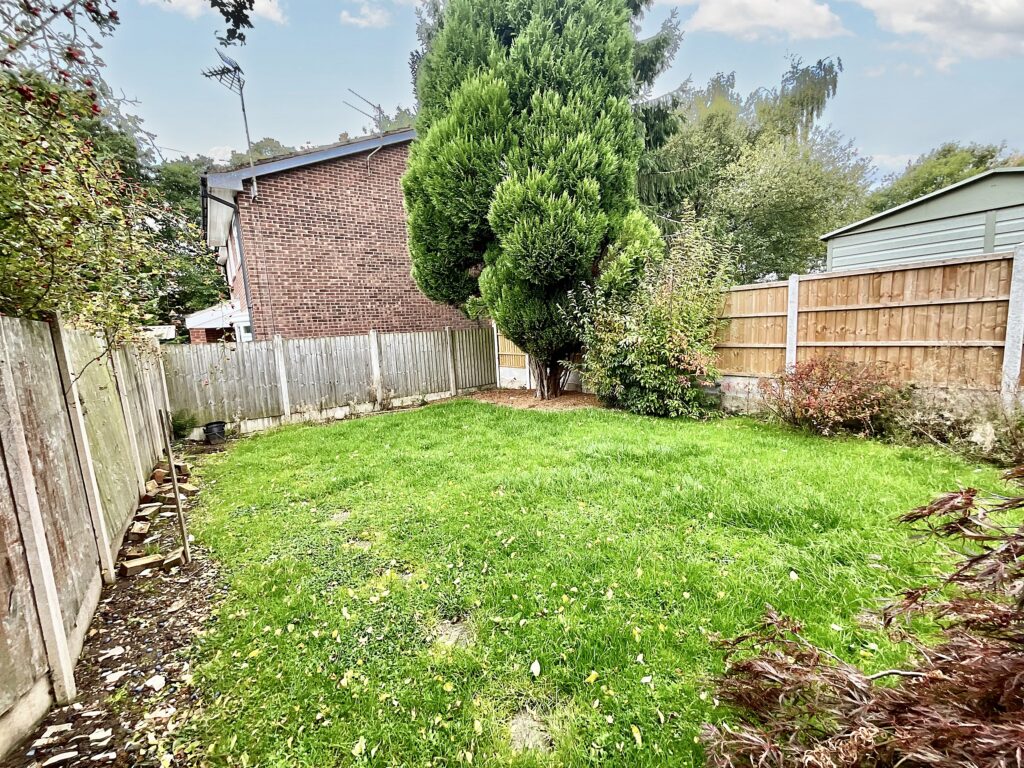 Ness Grove, Cheadle, ST10