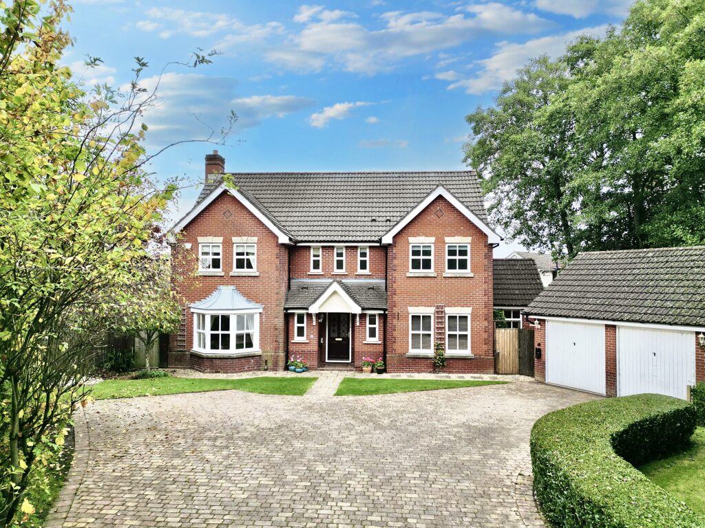 Swanholme Way, Baldwins Gate, ST5
