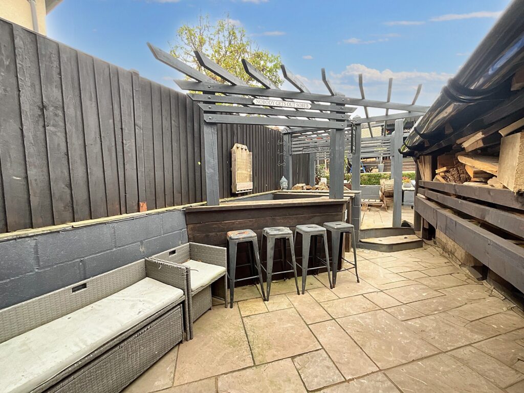 Oakamoor Road, Cheadle, ST10