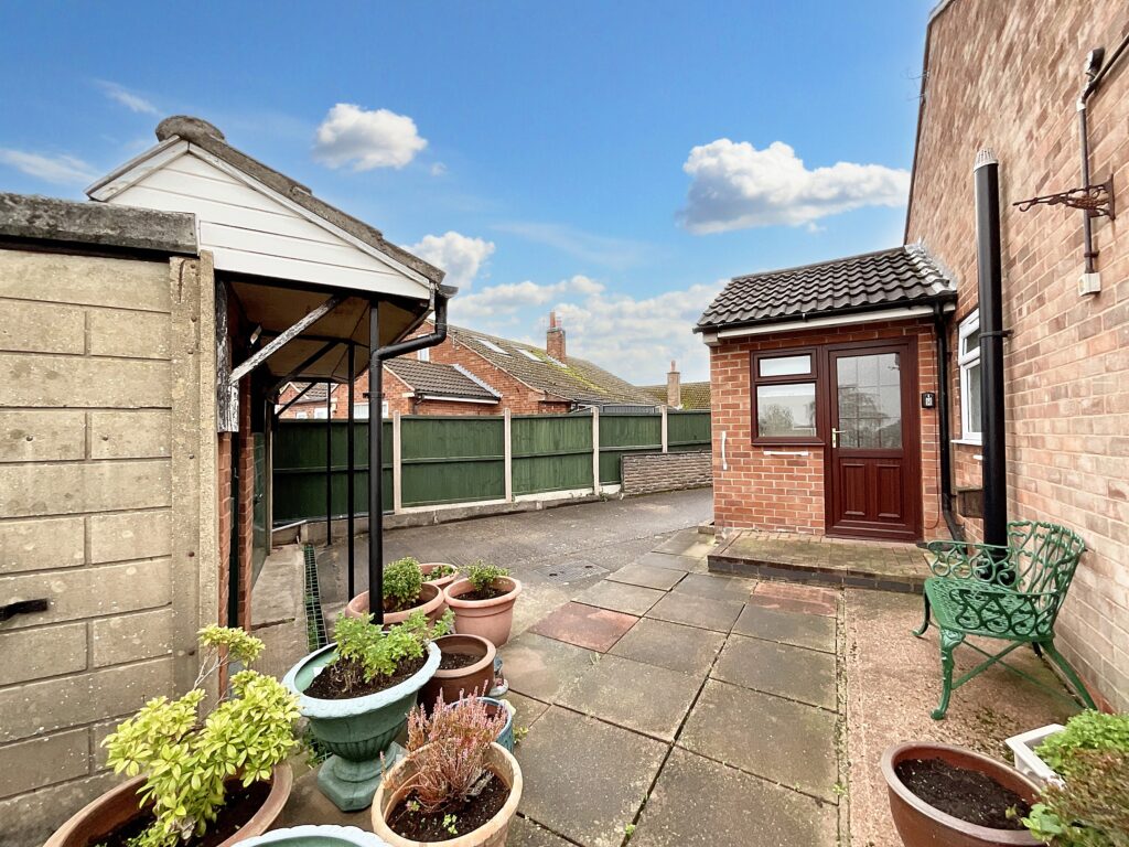 Camelford Close, Stafford, ST17