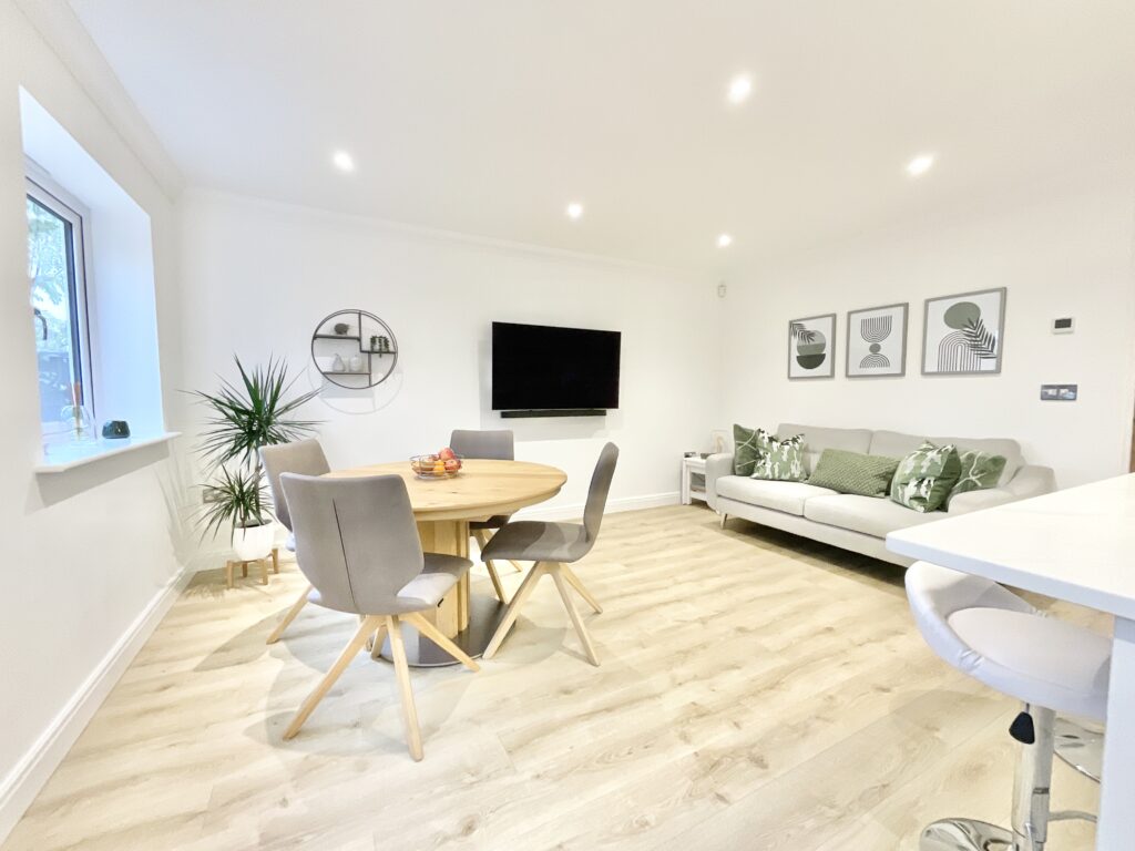 Burnt Oaks Place, Loggerheads, TF9