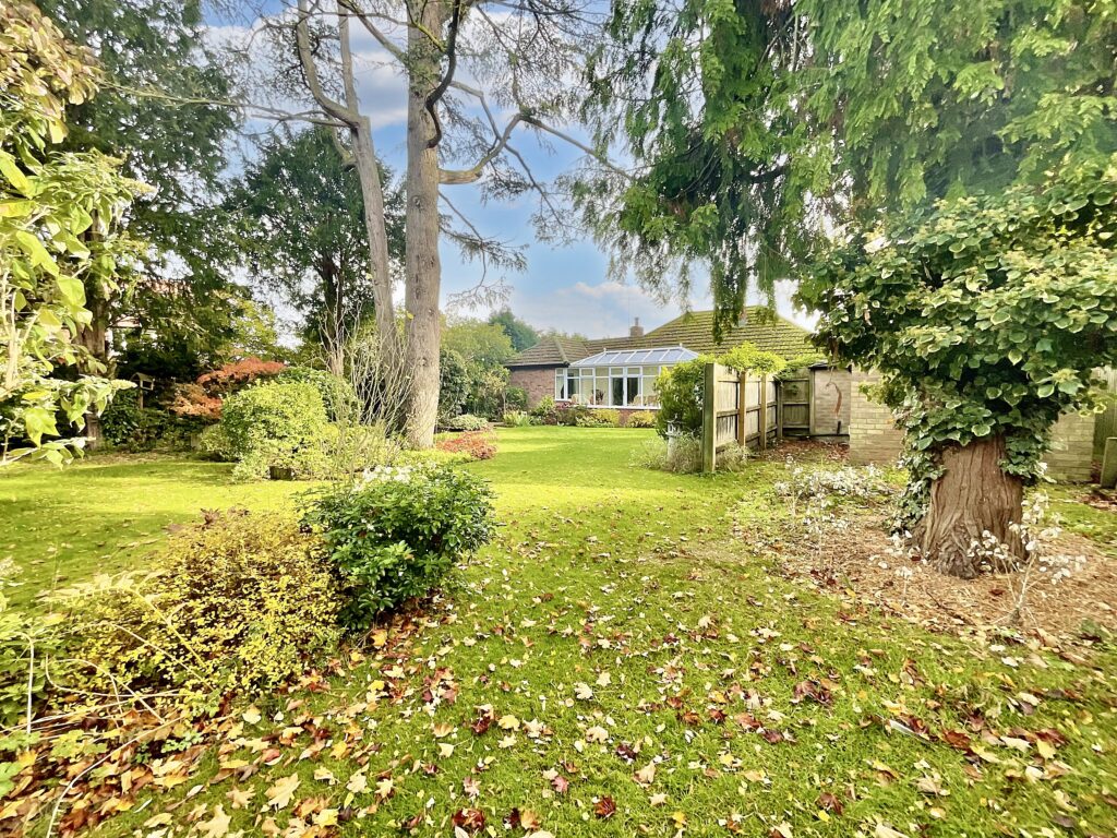 Westfield Drive, Wistaston, CW2