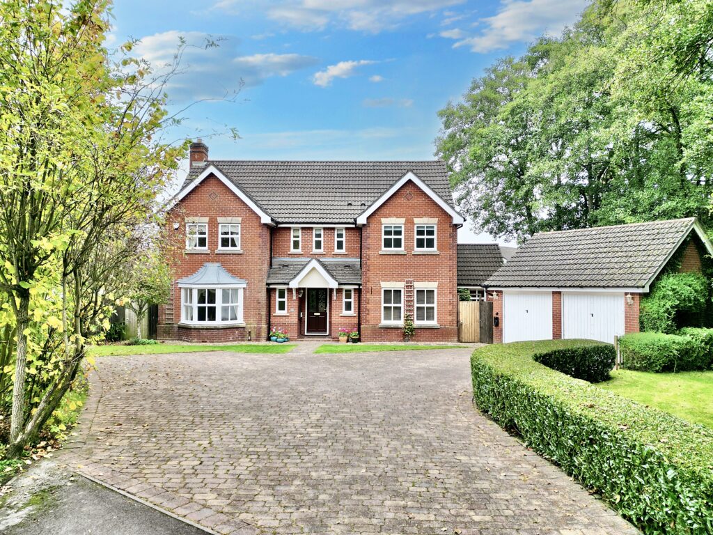 Swanholme Way, Baldwins Gate, ST5