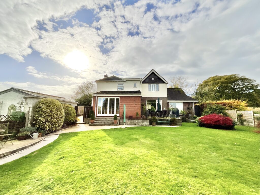 Sandy Lane, Baldwins Gate, ST5