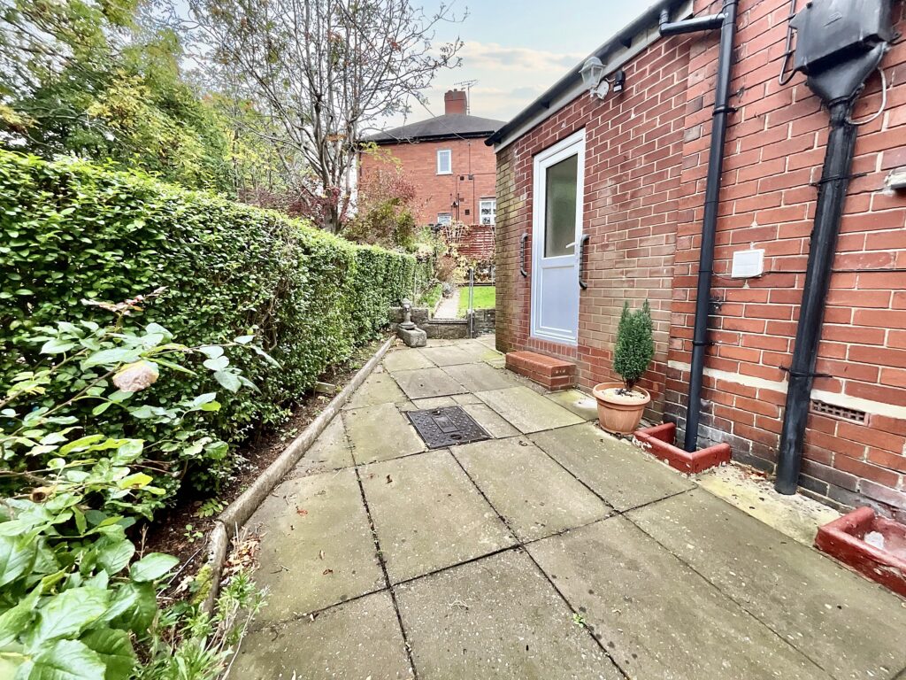 Birchgate Grove, Stoke-On-Trent, ST2