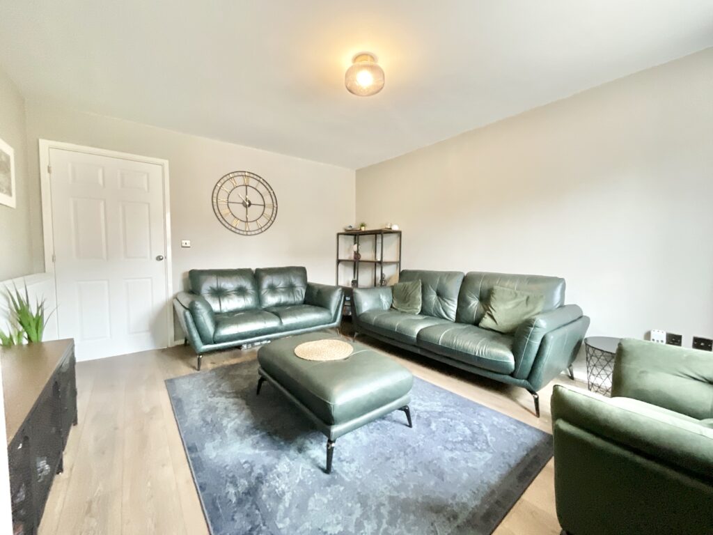 Gateway Avenue, Baldwins Gate, ST5