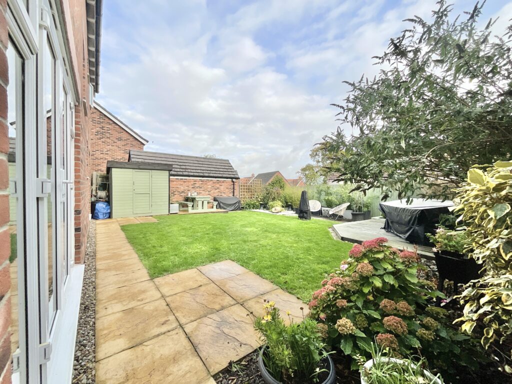 Wheelwright Drive, Eccleshall, ST21