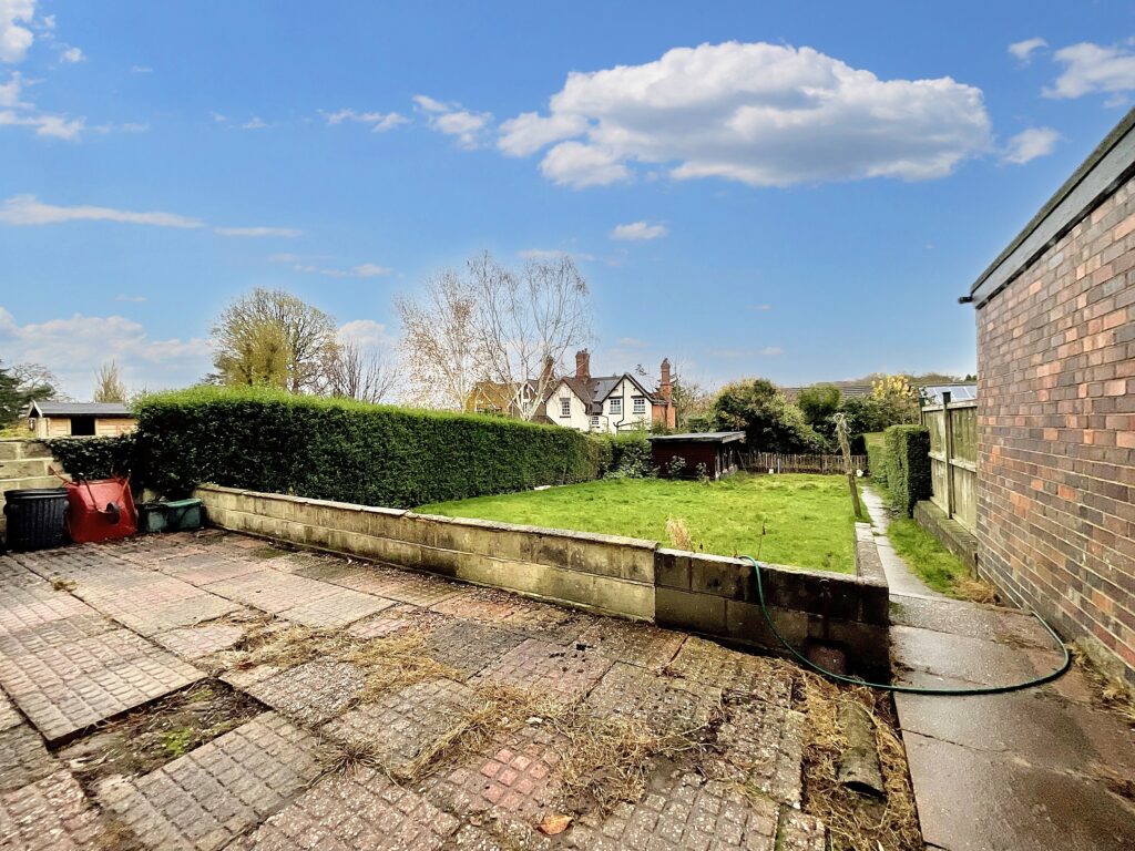 Whitfield Avenue, Newcastle, ST5