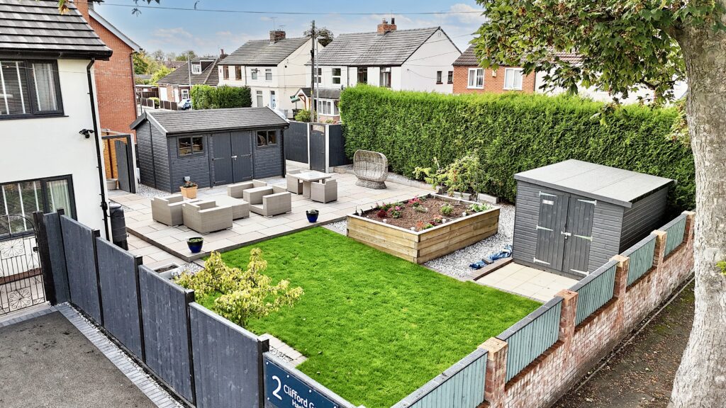 Clifford Grove, Haslington, CW1