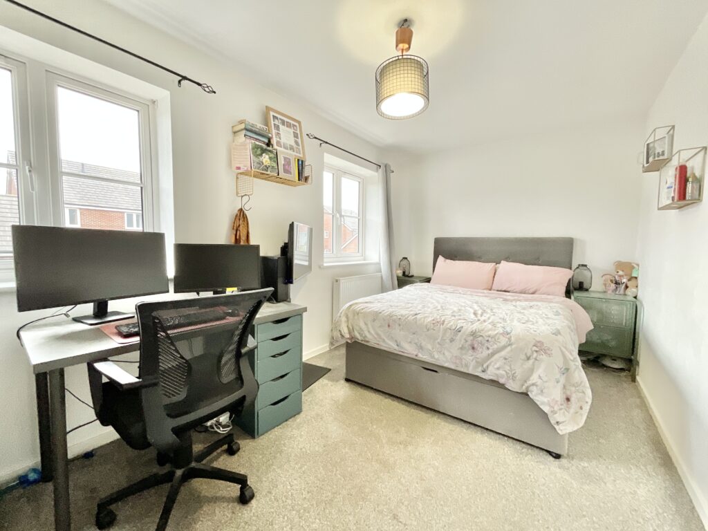Gateway Avenue, Baldwins Gate, ST5
