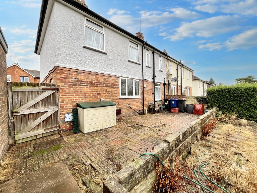 Whitfield Avenue, Newcastle, ST5