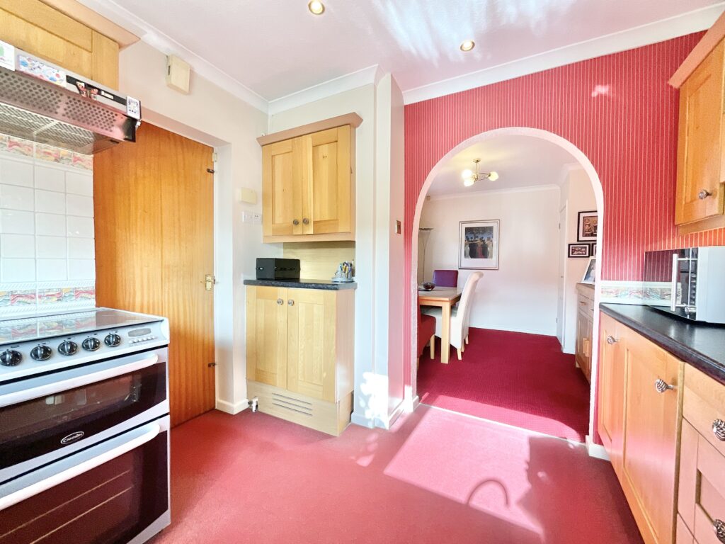 Meadow Lane, Derrington, ST18