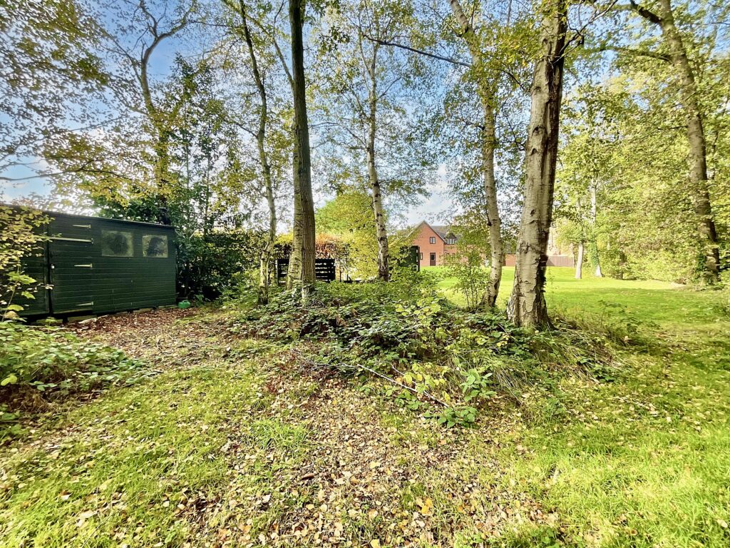 Wrenbury Road, Aston, CW5