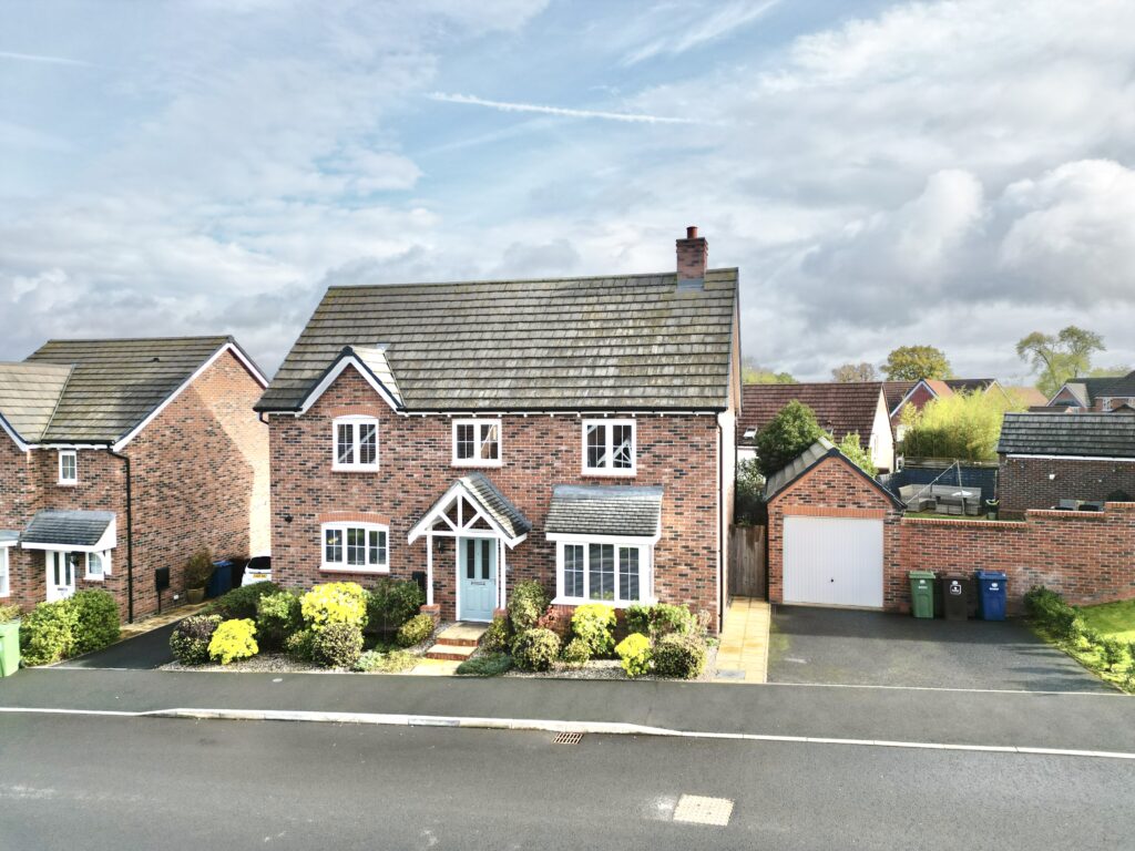 Wheelwright Drive, Eccleshall, ST21