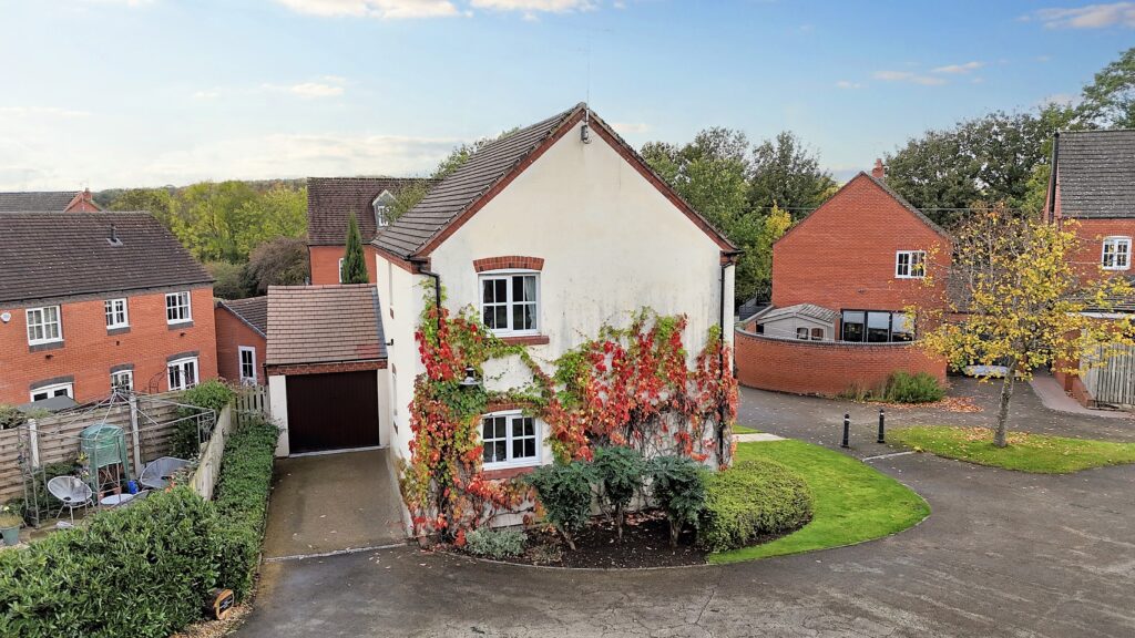 Cressey Close, Stone, ST15