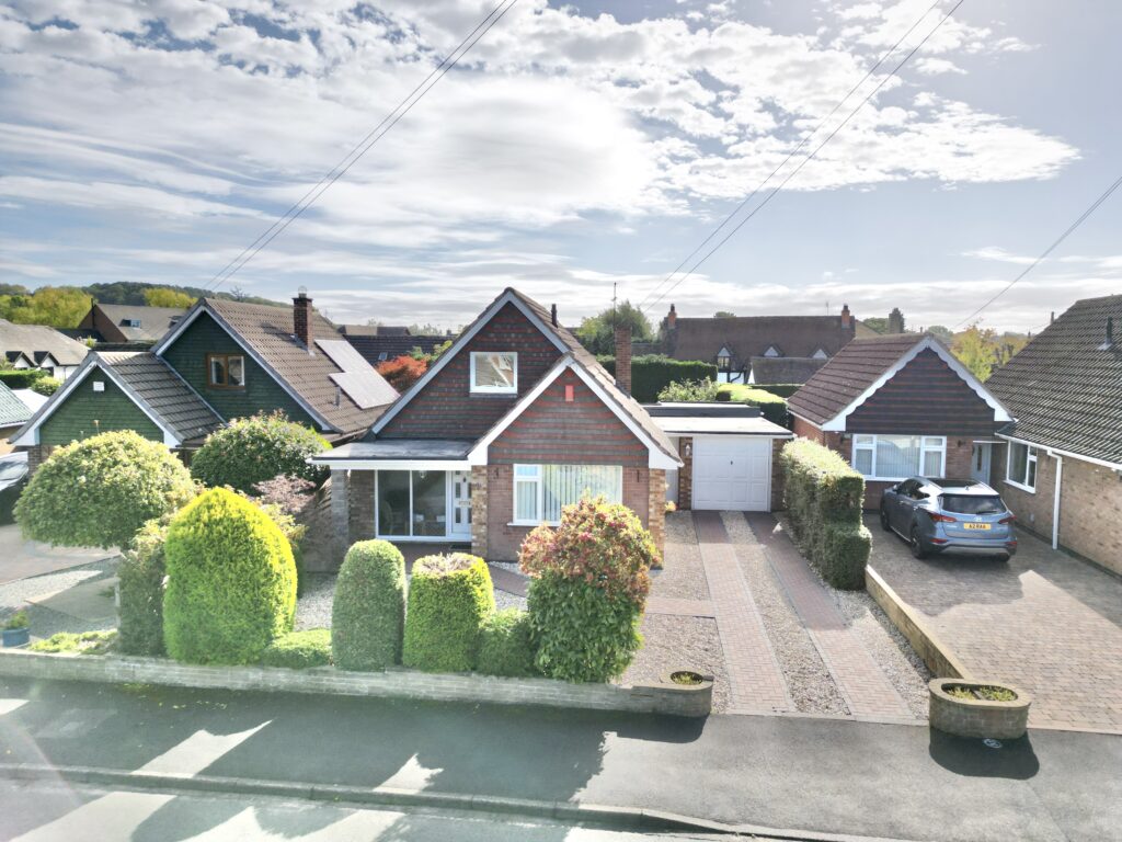Meadow Lane, Derrington, ST18