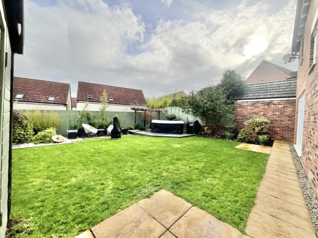 Wheelwright Drive, Eccleshall, ST21