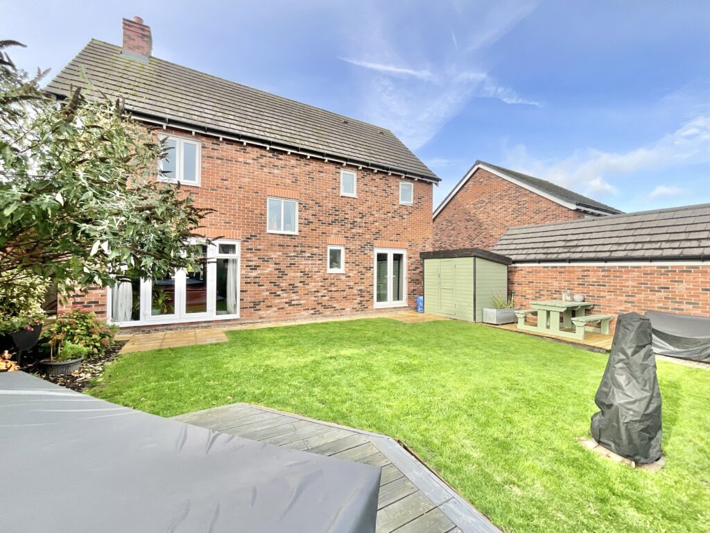 Wheelwright Drive, Eccleshall, ST21