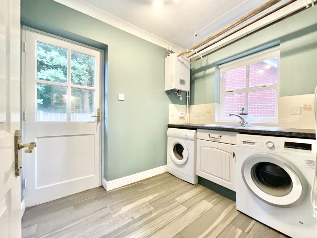 Swanholme Way, Baldwins Gate, ST5